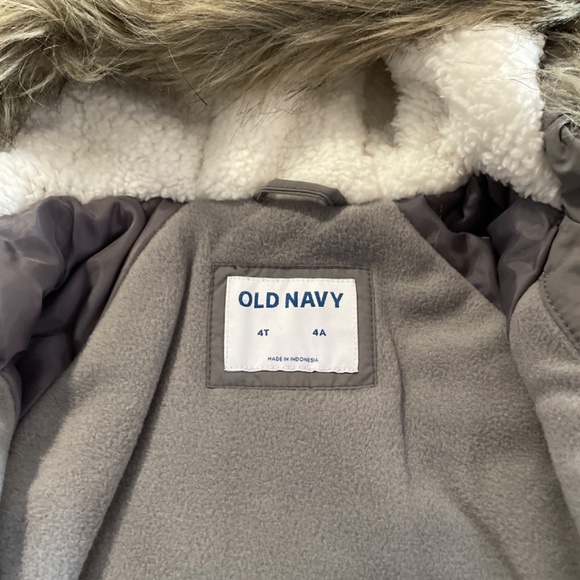 New Old Navy Kids jacket coat sherpa faux fur trim hood grey size 4T - Picture 3 of 9